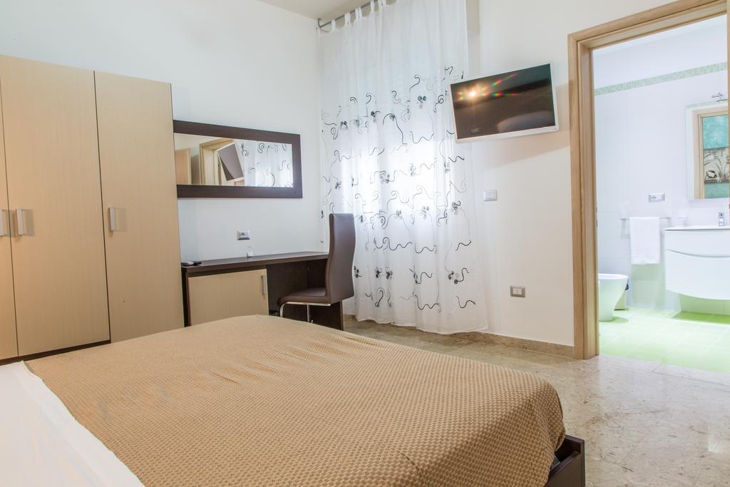 Mare Del Sud Bed & Breakfast ตอร์เร ซาน จิโอวานนิ อูเจนโต ภายนอก รูปภาพ